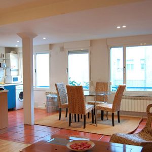 comedor1 Apartamento despedidas Vitoria