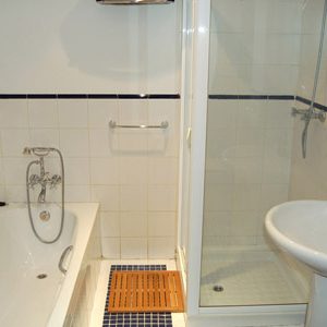 ducha1 Apartamento despedidas Vitoria
